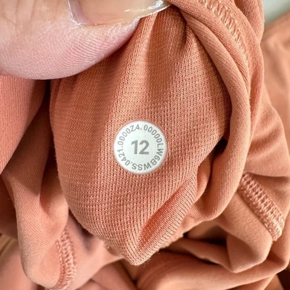 Lululemon Align High-Rise Crop - Picture 6 of 9